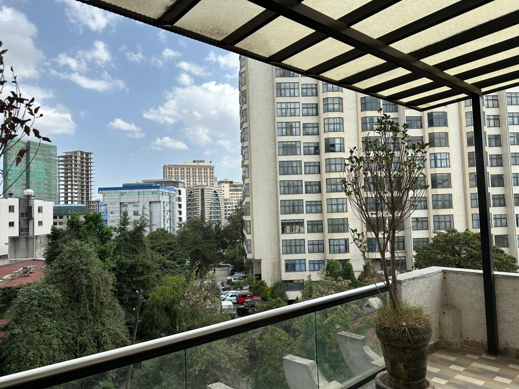Bed and Breakfast Social House Addis Abeba Exteriér fotografie